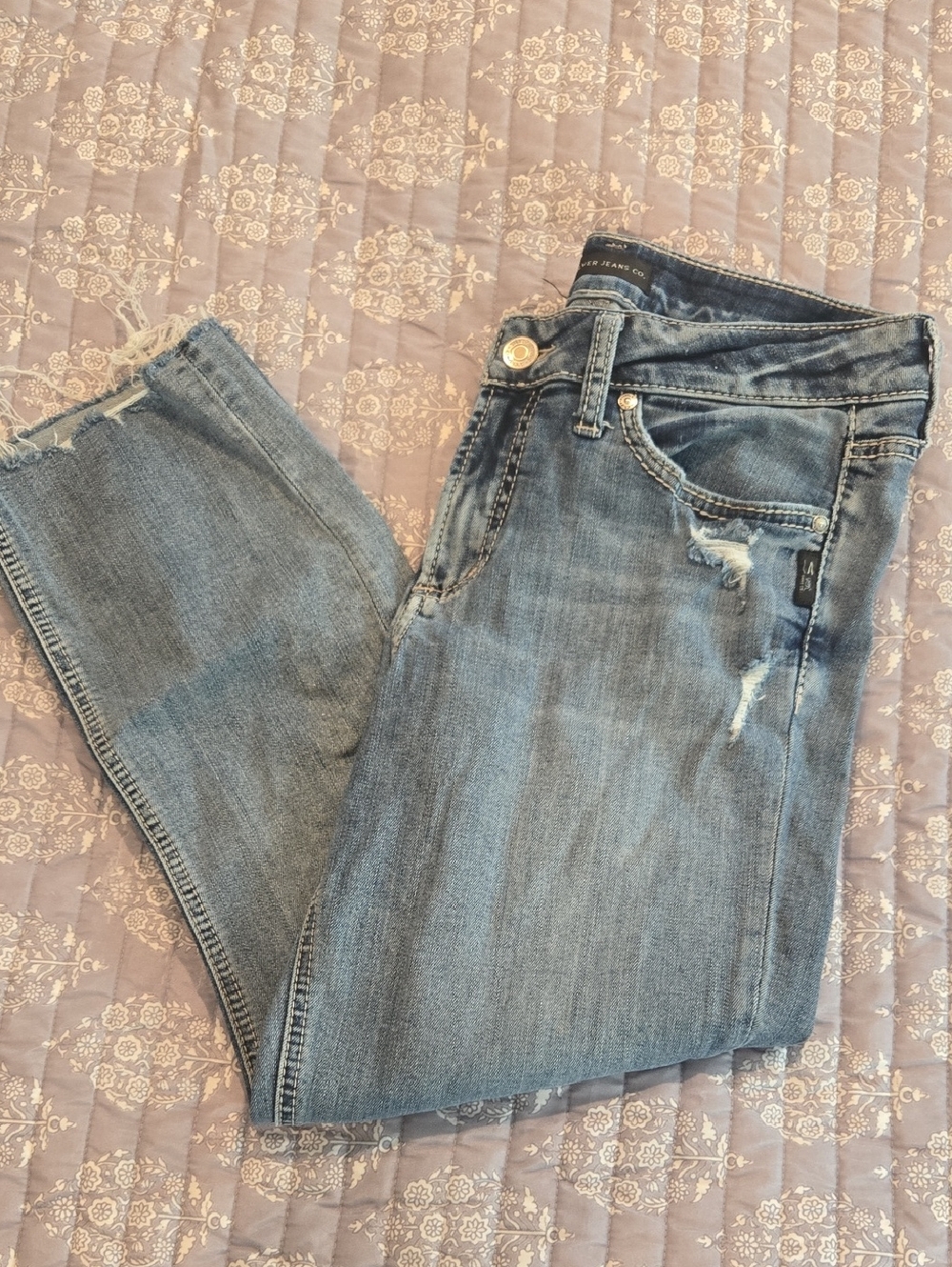 Silver Jeans Medium Blue Cropped Distressed Skinny Jeans